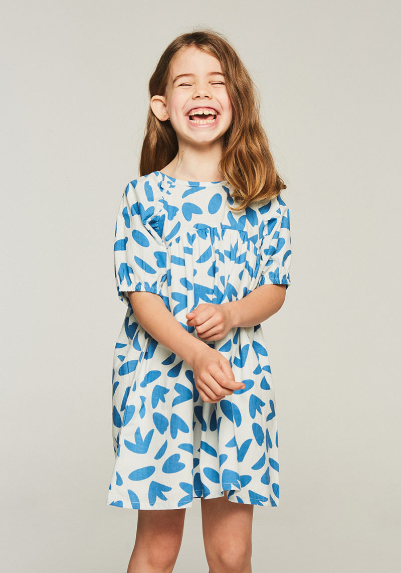 Vestido niña pétalos