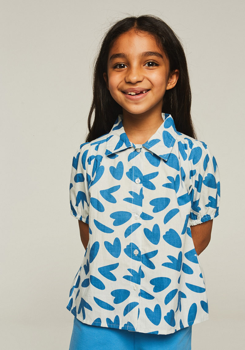 Camisa pétalos niña.
