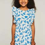 Vestido con volante floral