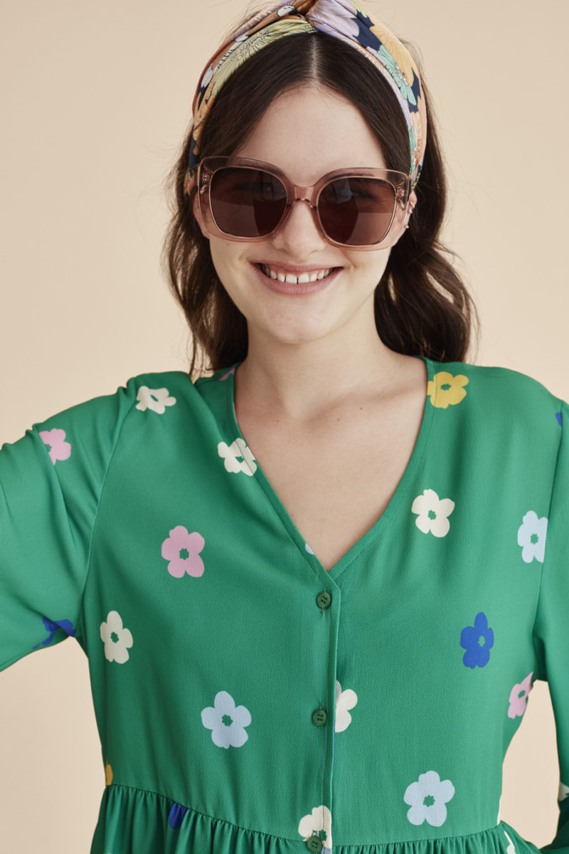 Vestido verde de flores - Imagen 4