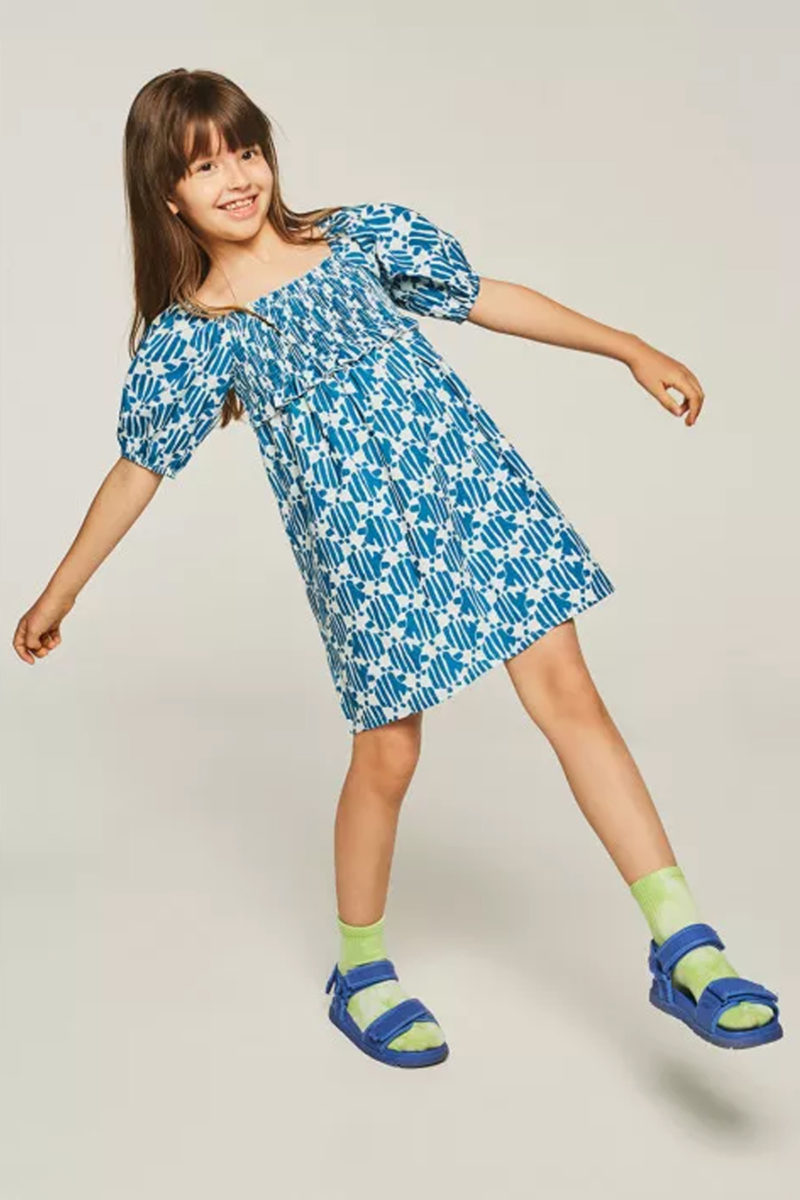 Vestido corto de niña manga corta