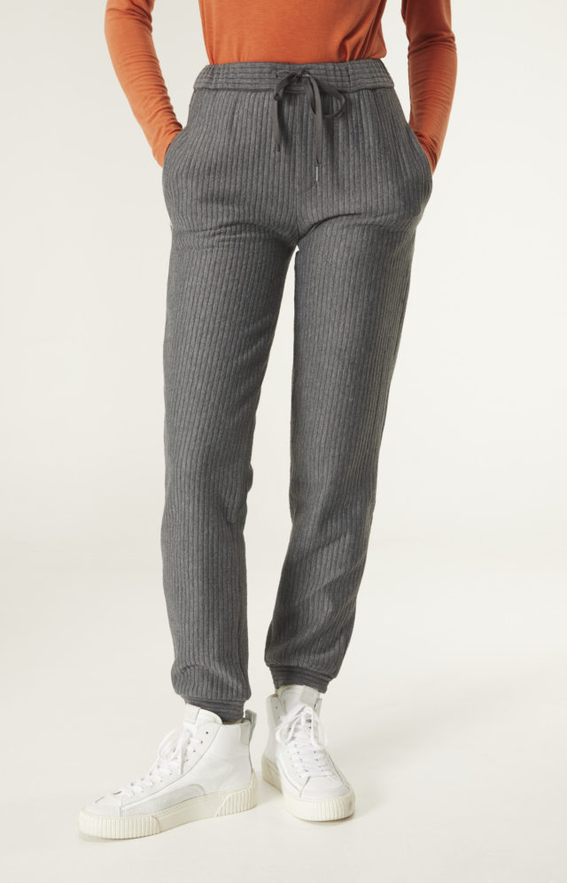 Pantalón gris