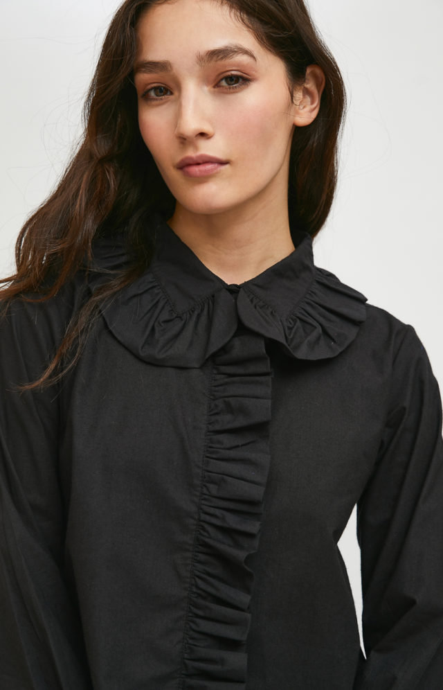 Camisa negra