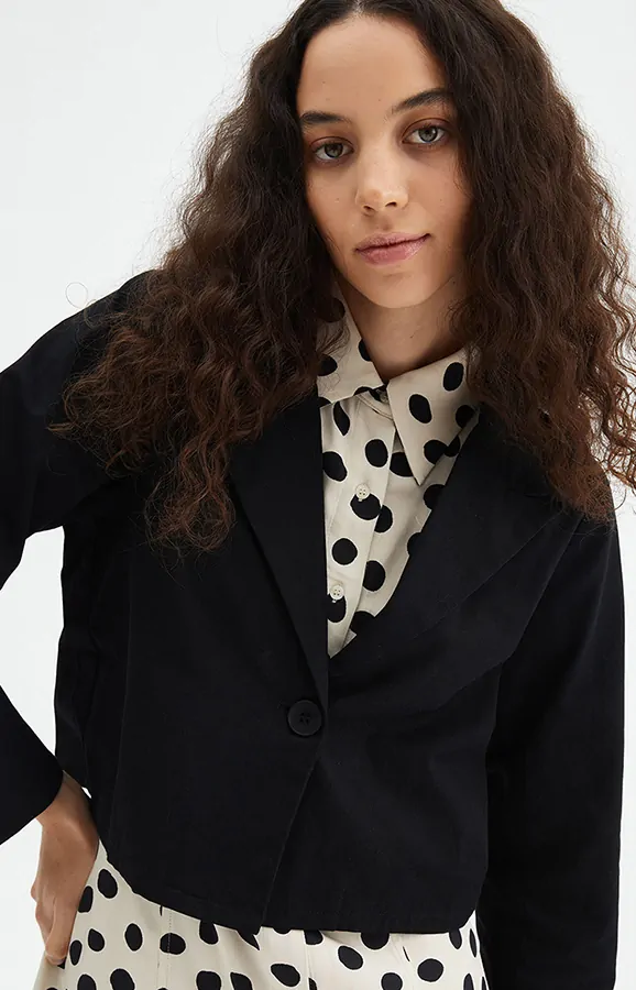 Blazer negra - Imagen 4