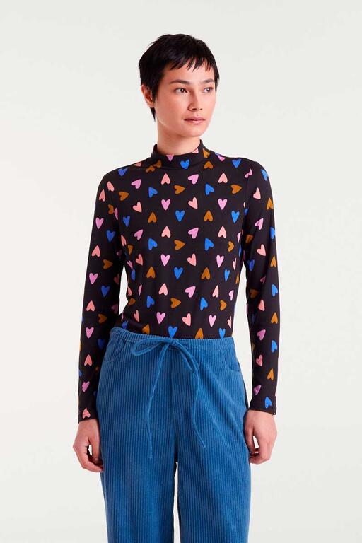 Camiseta corazones