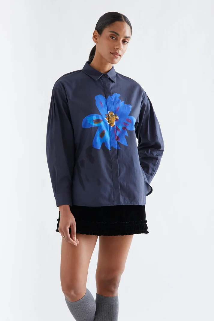 Camisa flor